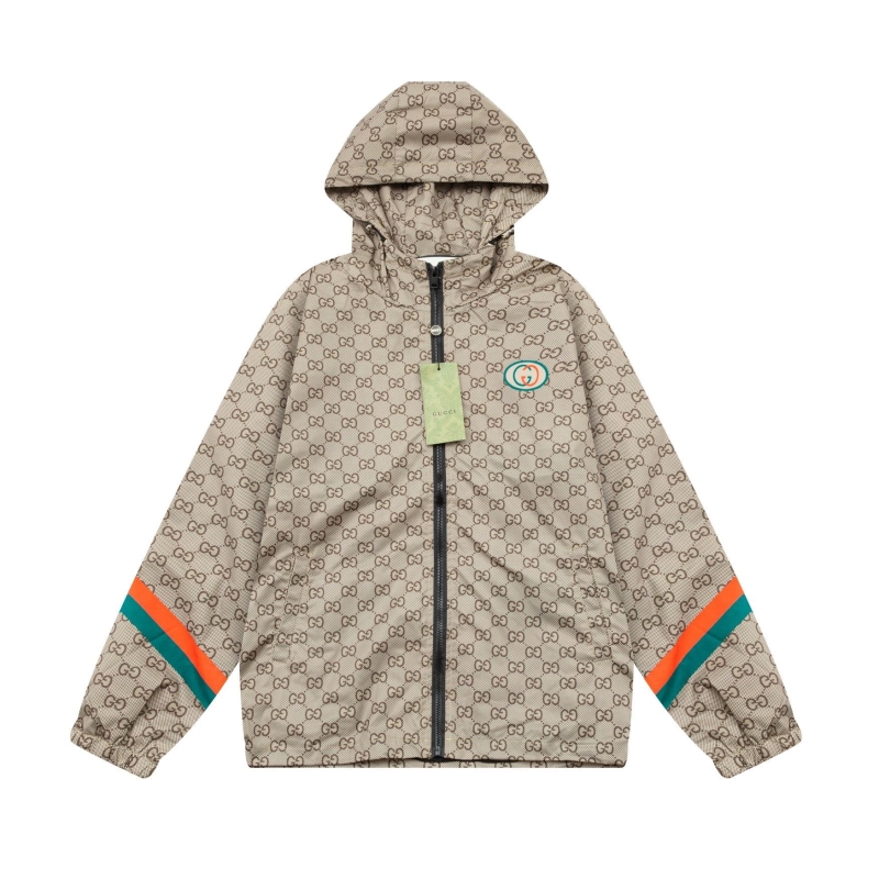 G*u*i coats